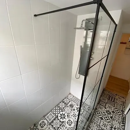 Ferienwohnung Le Cocon De Jeanne Rouen Exterior foto